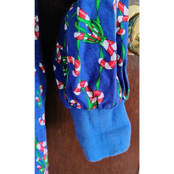 LG Women's Candy Cane Scrubs Coat. Buttoned Up With Pockets. Christmas. Holiday. - Picture 12 of 12